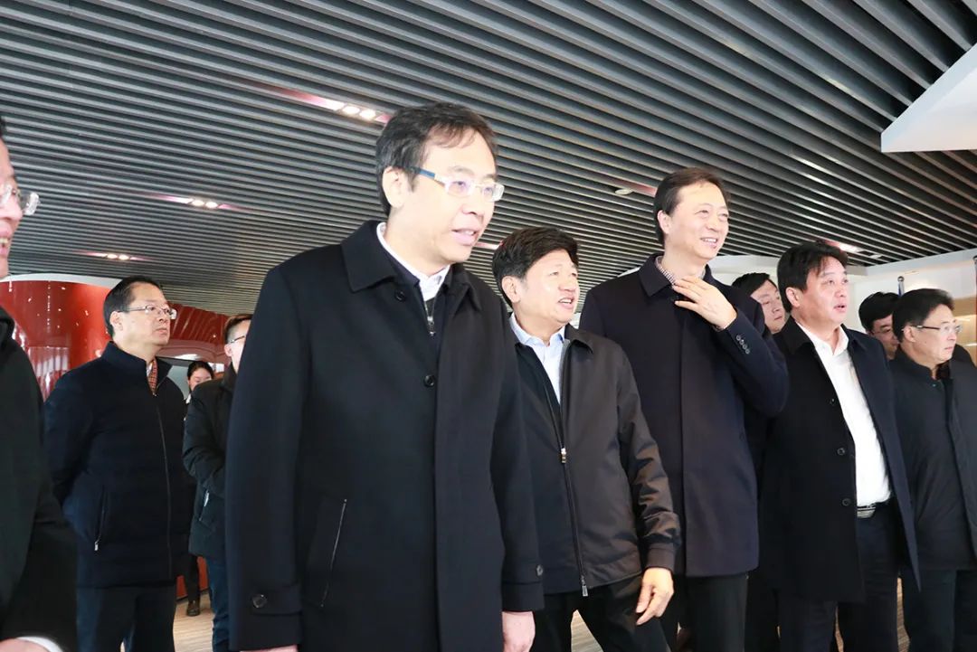 ��ͨ�����L��������W�R��˾�{(di��o)��ָ��